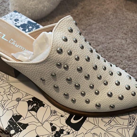 New CL by Laundry Cooper white studded heeled mules - Picture 10 of 11